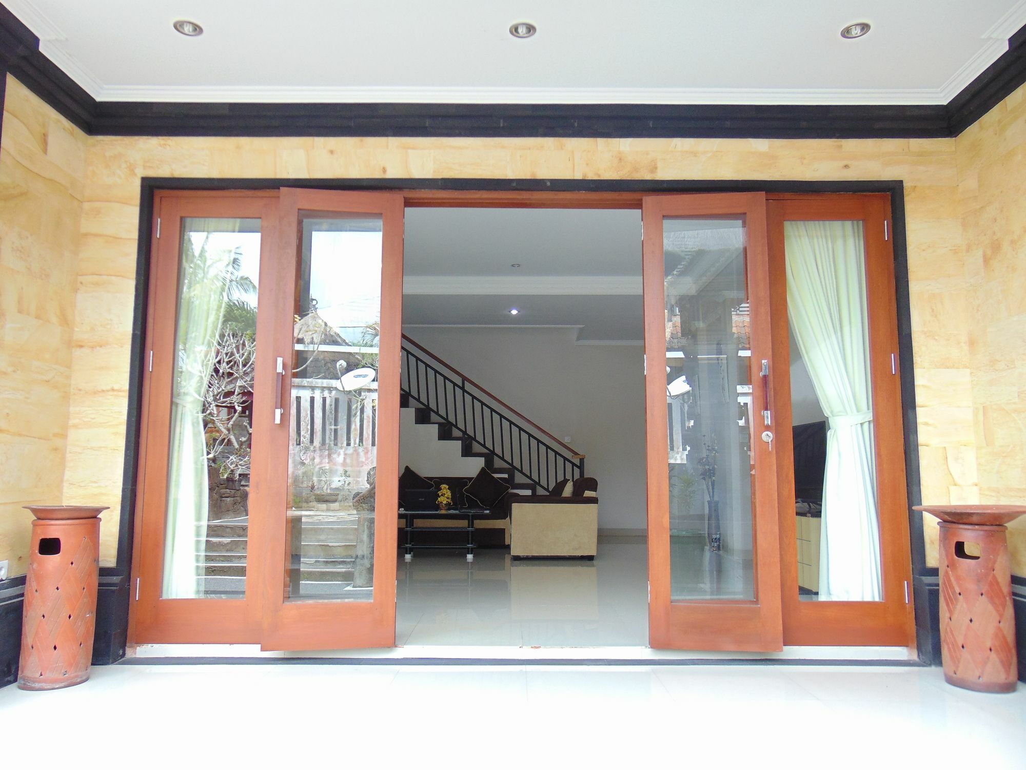 Dipondok Homestay Pecatu  Exterior photo