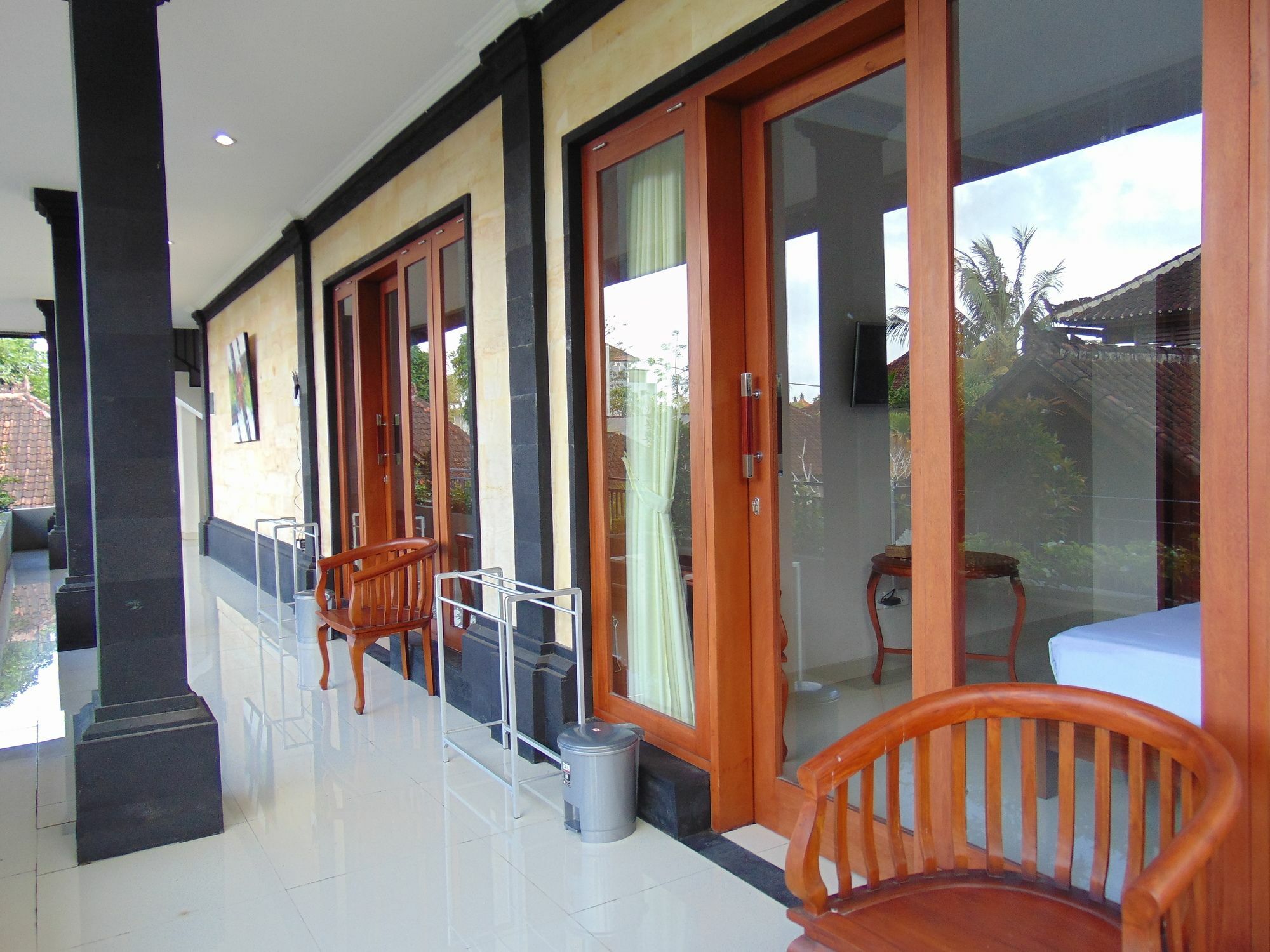 Dipondok Homestay Pecatu  Exterior photo