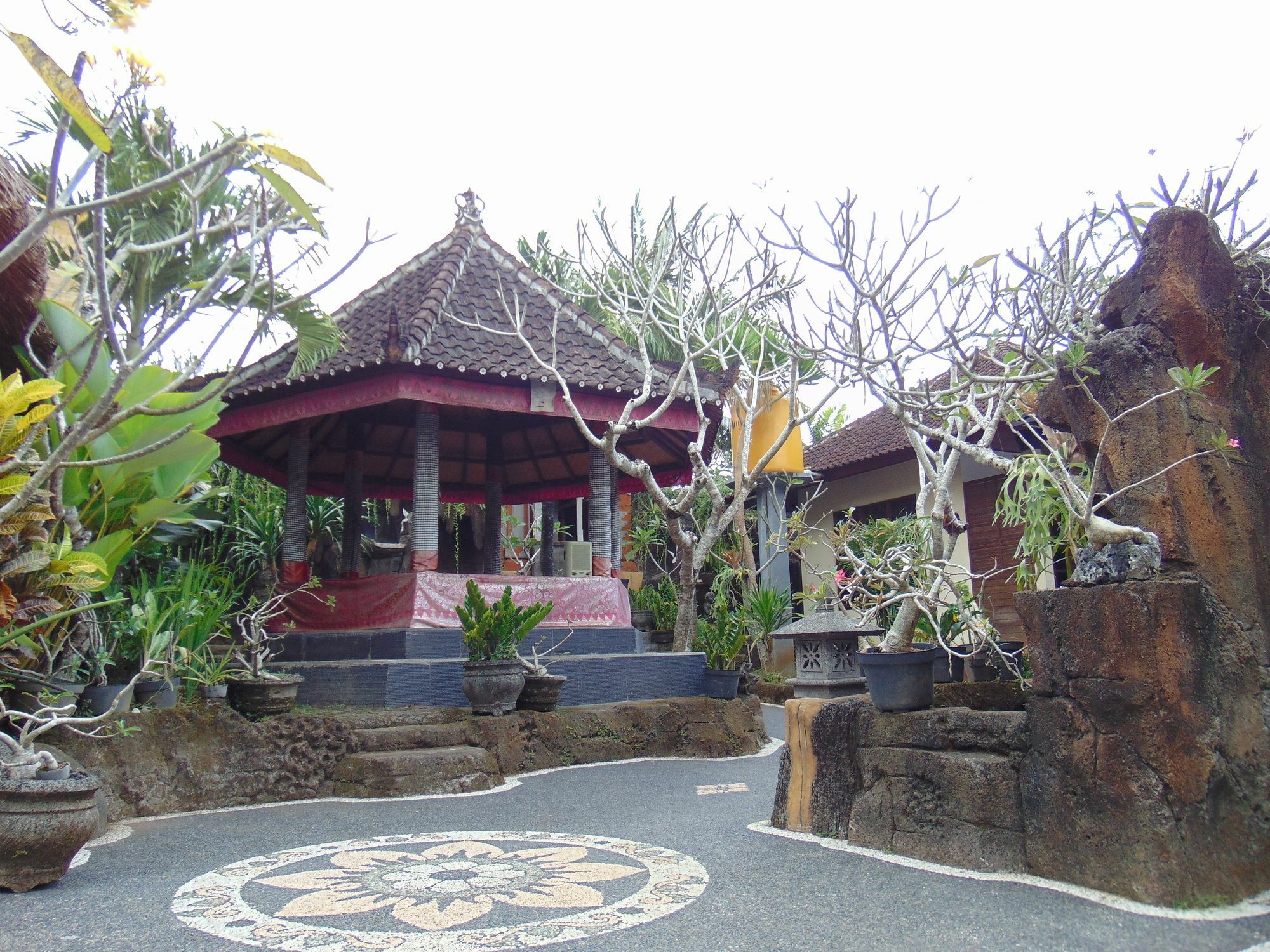 Dipondok Homestay Pecatu  Exterior photo